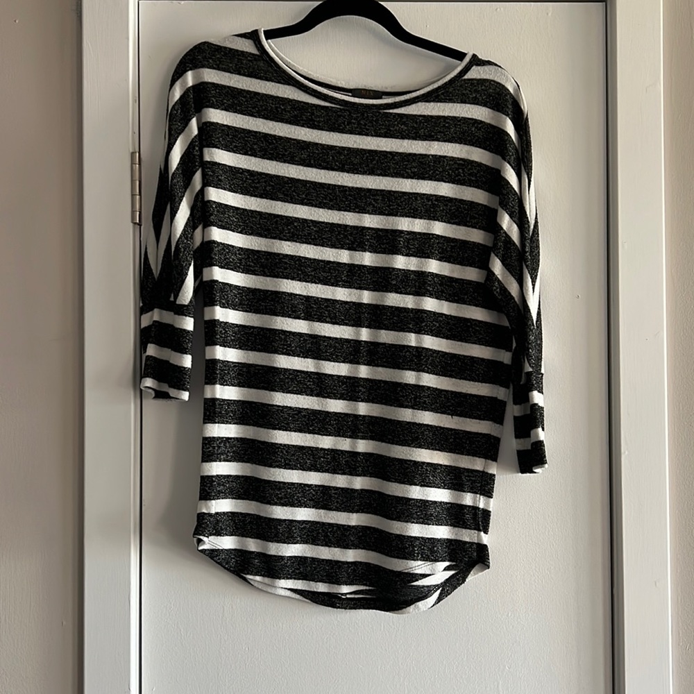 Black and White Top